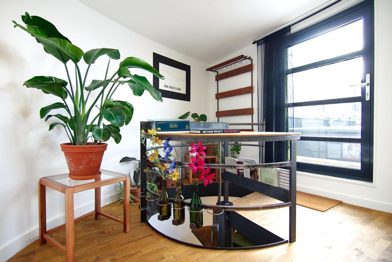 Magnificent Houseboat With A Stunning View! Hotell Amsterdam Exteriör bild